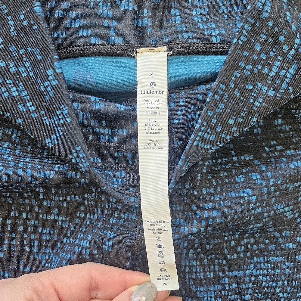 Lululemon Train Times Crop (17") Pulse Capri Black Size 4 - Picture 5 of 10